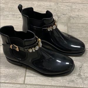 Henry Ferrera rain booties